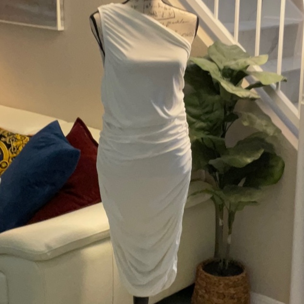 Sofia Vergara White ruched Dress Size L